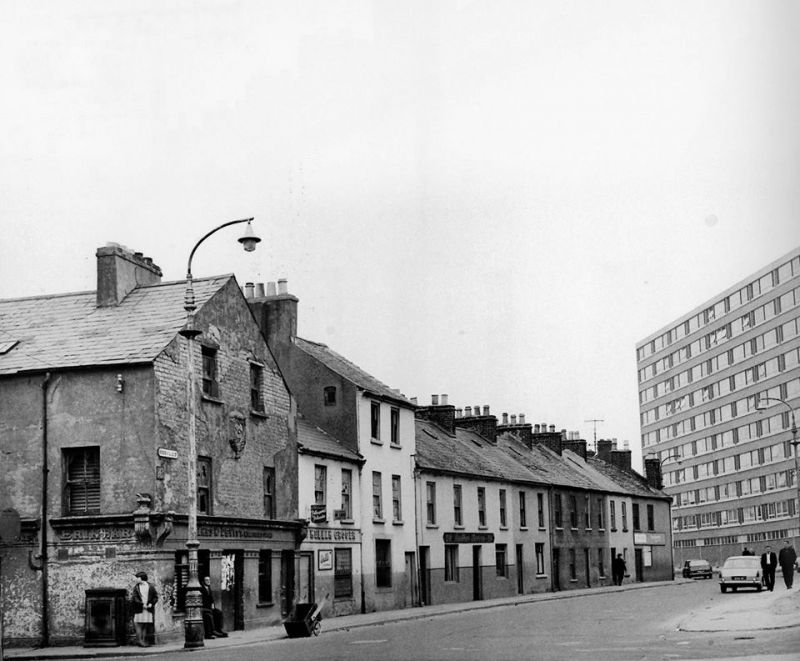 The hold of the old neighbourhood image