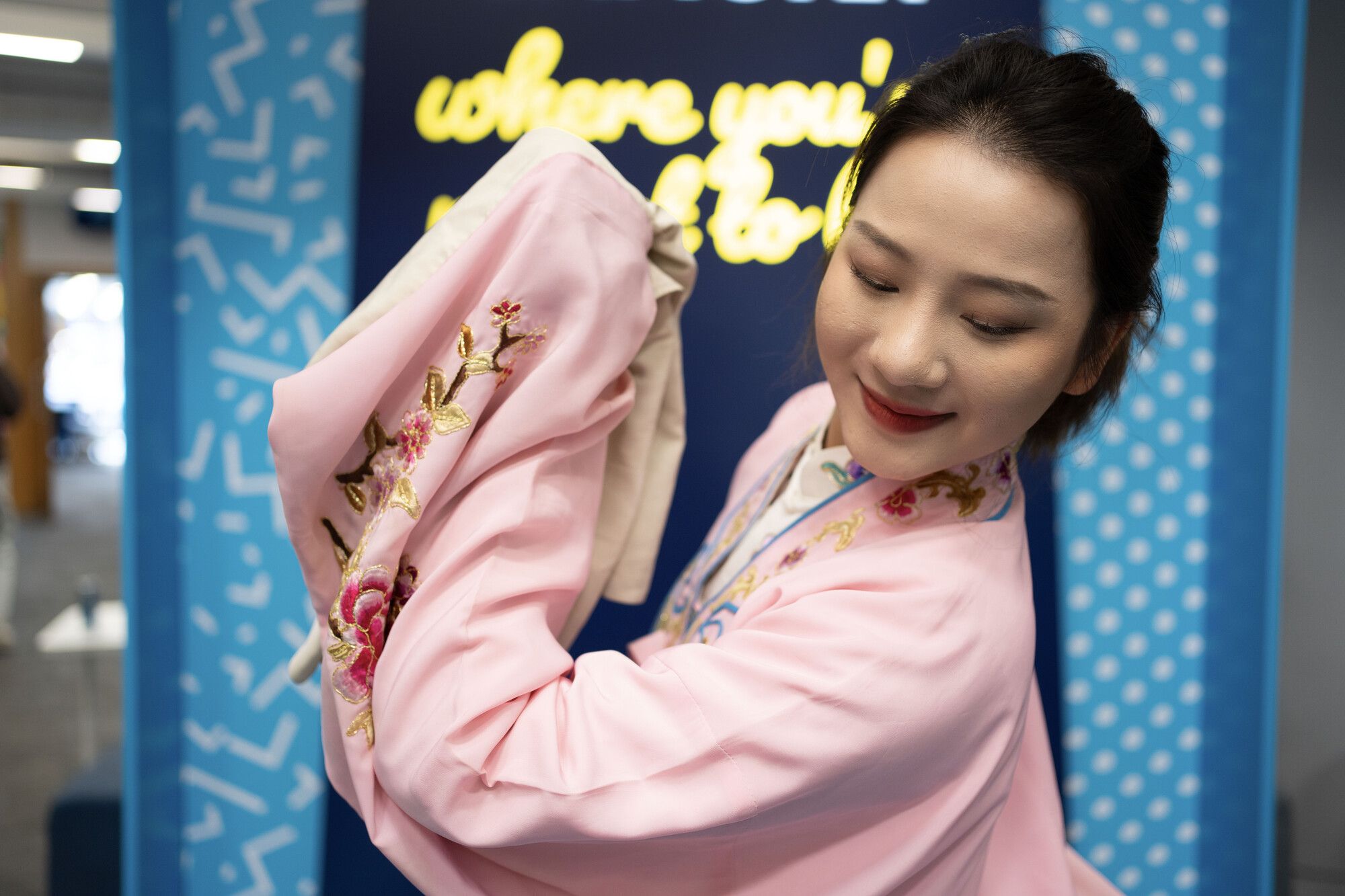 Traditional Chinese dancer