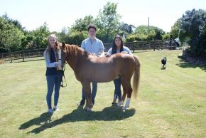 Ulster University students pitch ‘Crafted Equestrian’ business ideas to international investors in Philadelphia