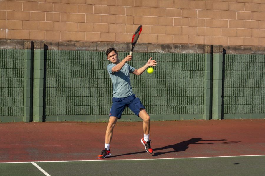 Ulster University graduate turns his passion for tennis into a business     image