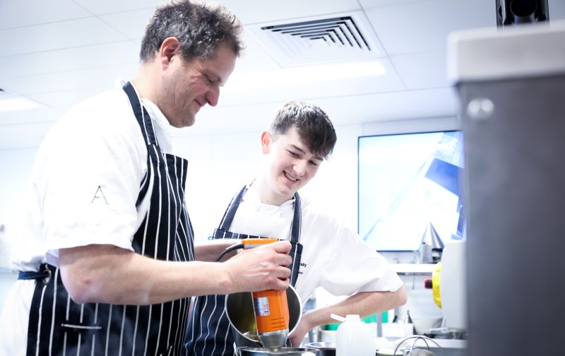 Ulster’s next generation of chefs step into the kitchen with Valentine Warner  image