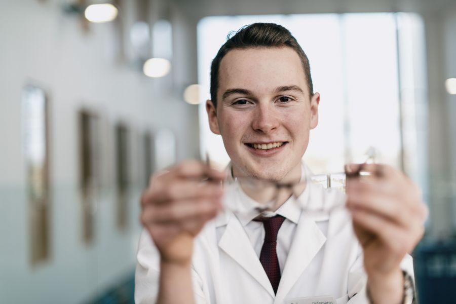 MOptom Hons Optometry image
