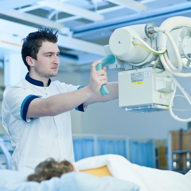 Diagnostic Radiography & Imaging Applicant Weekend at Ulster University