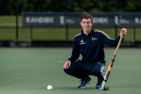 Outstanding young coach awarded degree from Ulster University