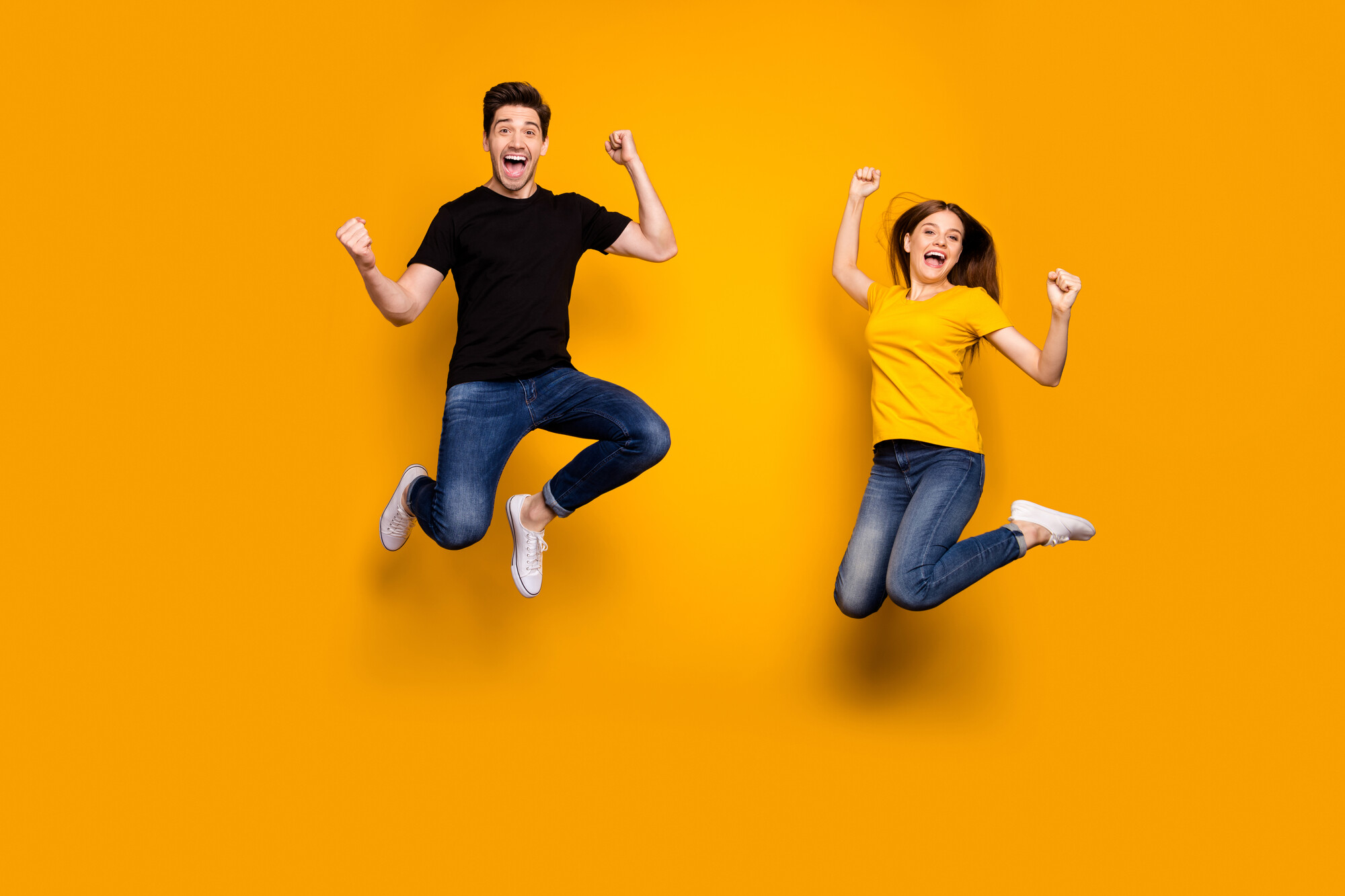 Win Apple Airpods, UU branded hoodies or £50 vouchers!