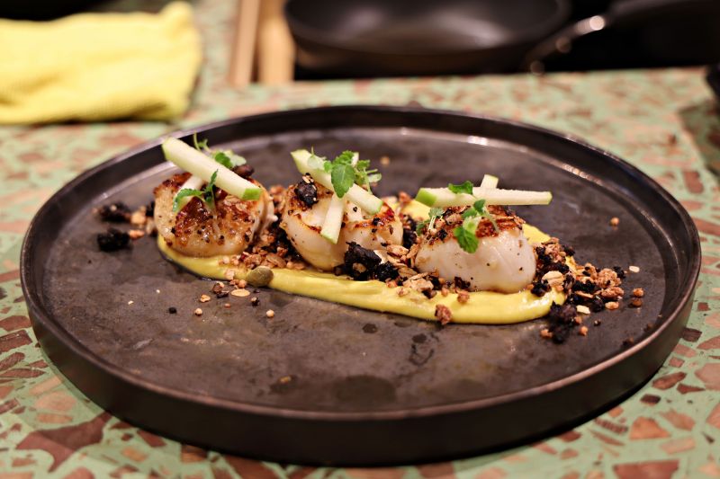 Close up image of the Cooking Demo finish product made by Gareth Wilson