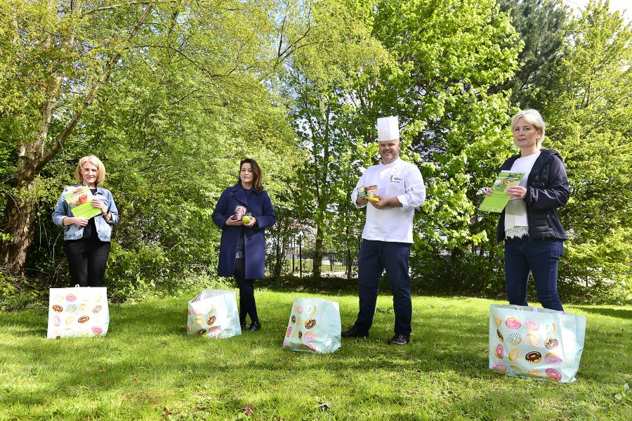 Teaming up to tackle Food Poverty in North Belfast   image