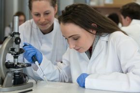 Ulster University inspiring next generation of scientists at stratified medicine centre