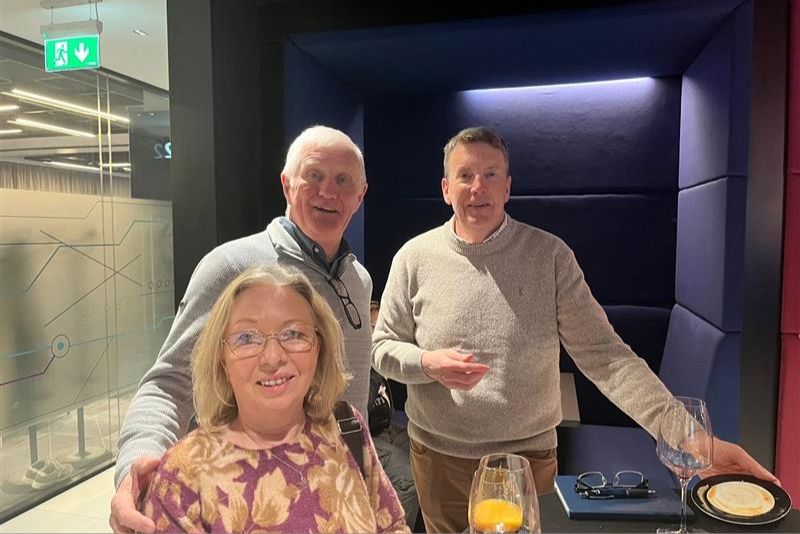 Group of attendees getting pictured at the \'Where AI Meets Leadership\' event