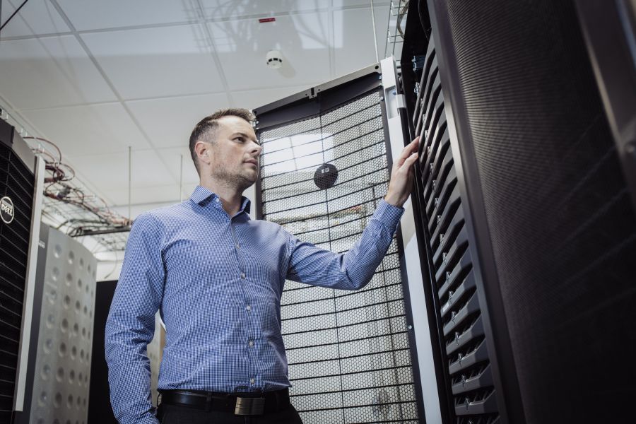Data Centre and Servers image