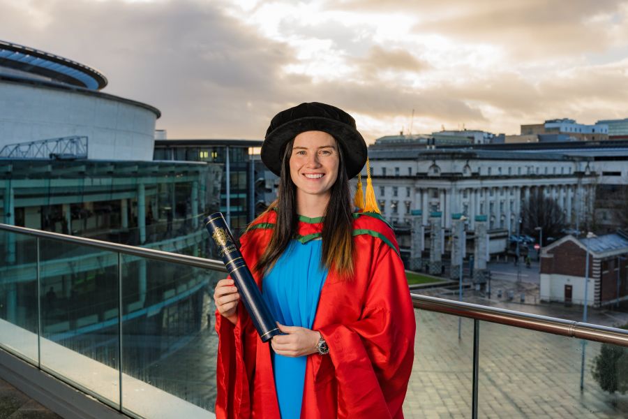 Irish sporting legend Leona Maguire swaps golf clubs for a gown as she is honoured by Ulster University  image