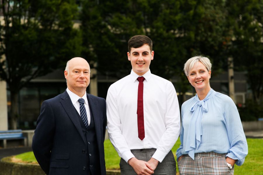 Ulster University extends strategic partnership with PwC image