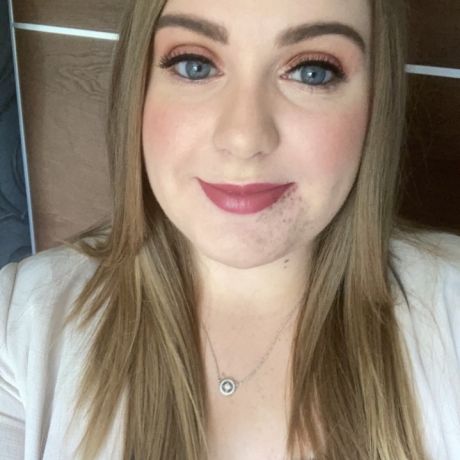 Profile pic Nicola Allen