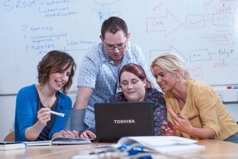 Ulster alumni lend support to University-wide campaigns
