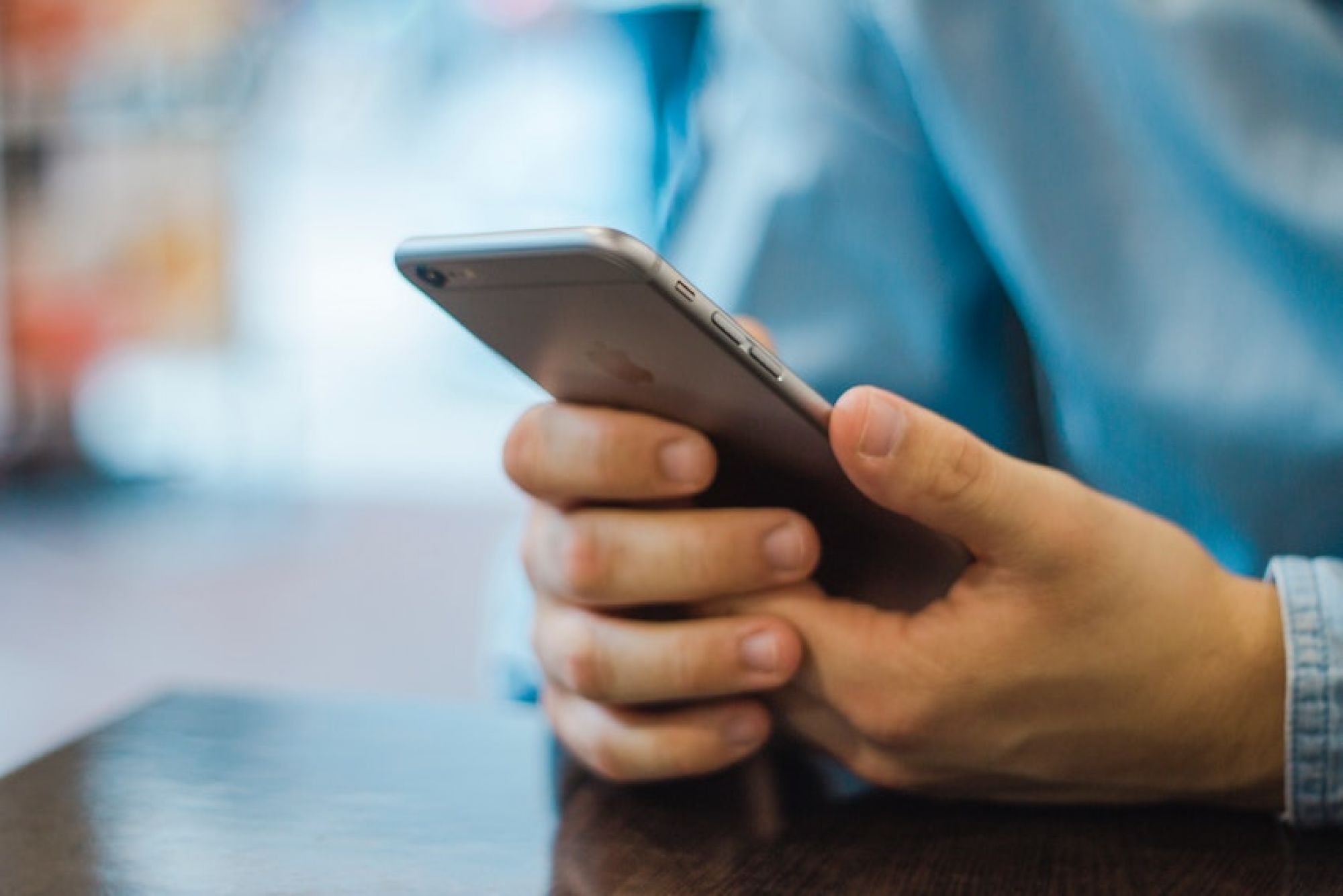 Ulster University researchers part of advisory group on StopCOVID NI app image