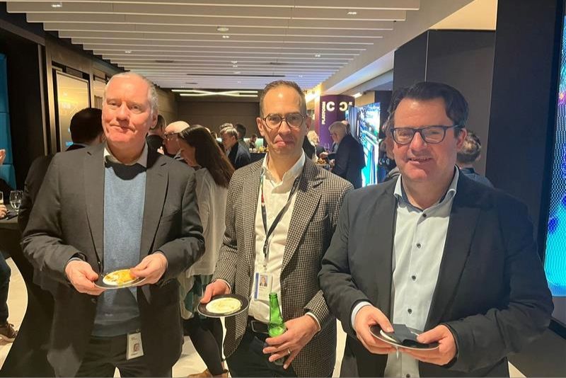 3 male attendees