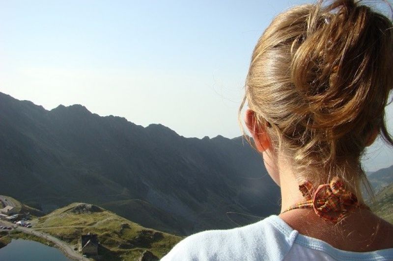 girl looking at mountains
